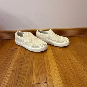 TORY BURCH LADYBUG SLIP ONS CREAM SIZE 5 NEW